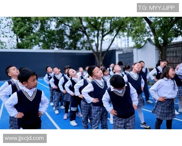 广州篮球队的速度之美：探秘快速进攻与团队协作的完美结合